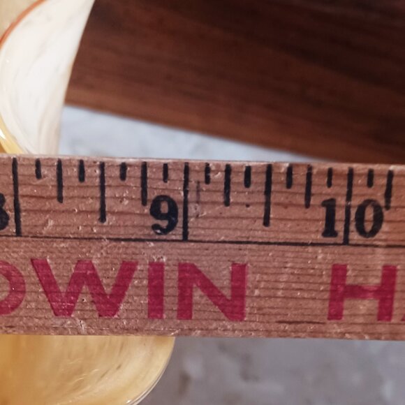 Beautiful Art Glass Hankerchief Bowl - Hand Blown! - Picture 6 of 6